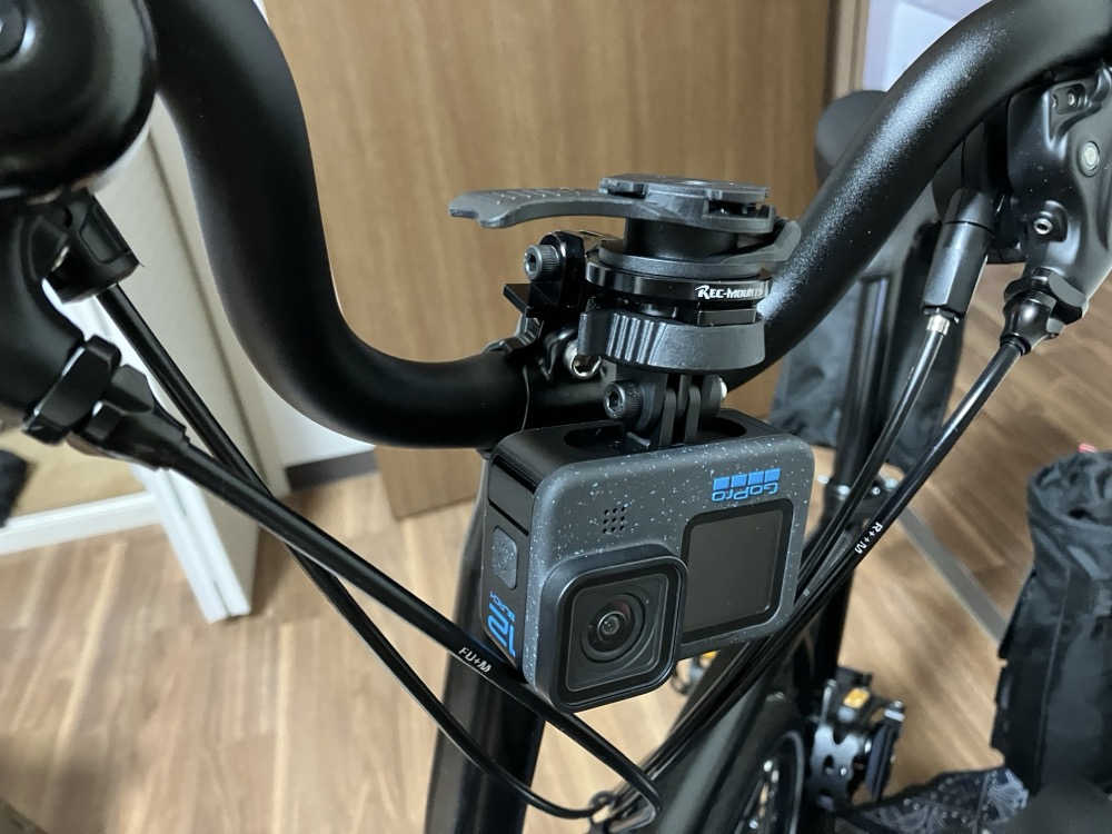 ブロンプトンのマウントを取り付けてGoProを装着