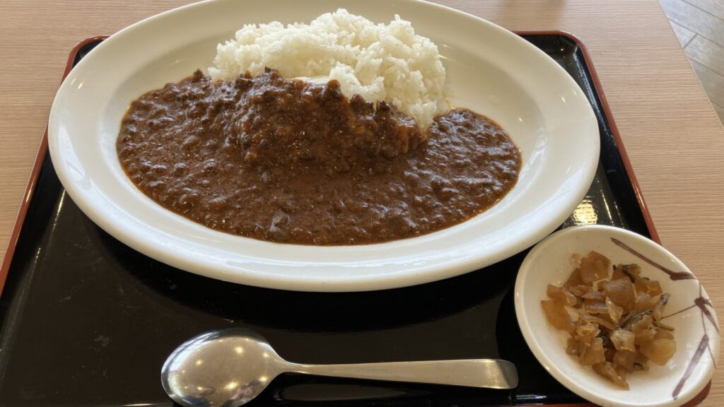浜名湖SAのジューシーくんカレーの画像