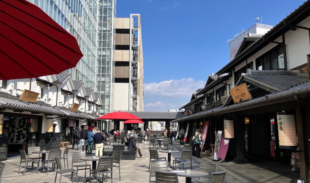 ミナカ小田原の金次郎広場の画像