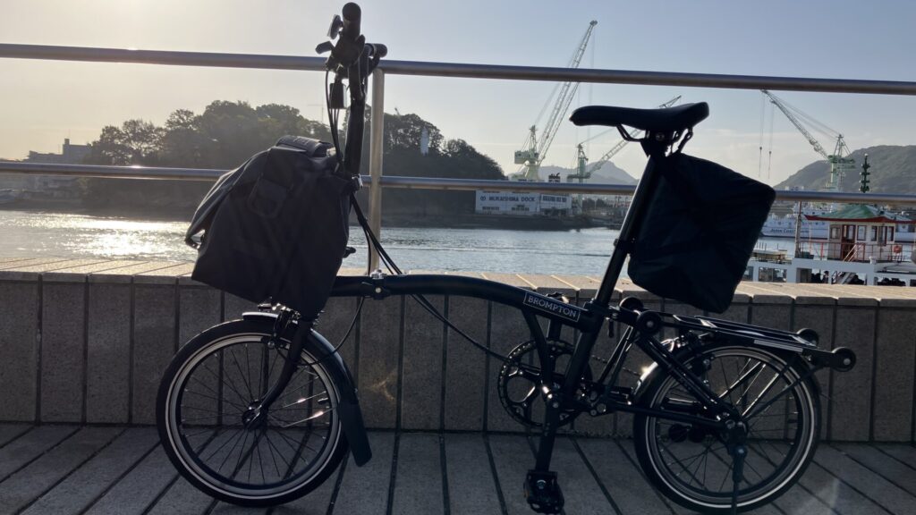 尾道の駅前渡船で撮影したBROMPTONの画像