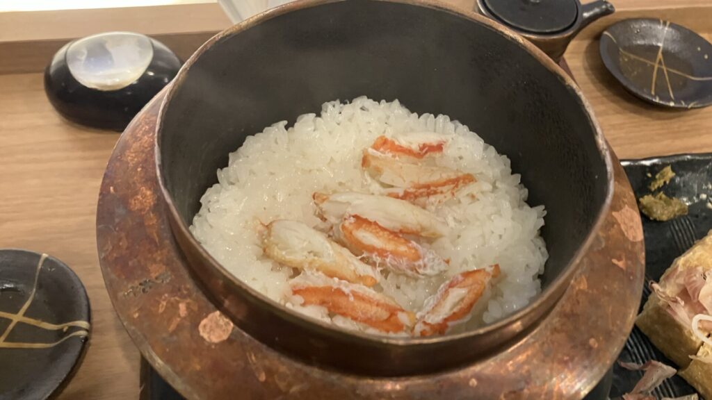 魚沼釜蔵のずわい蟹の銅釜炊き