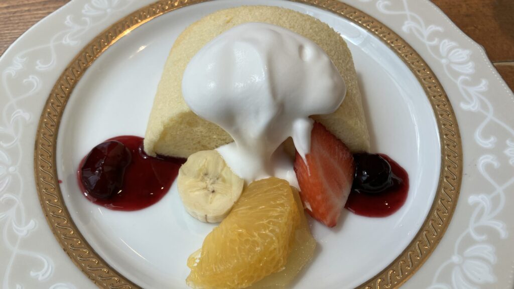 紙屋町パーラーのシフォンケーキ